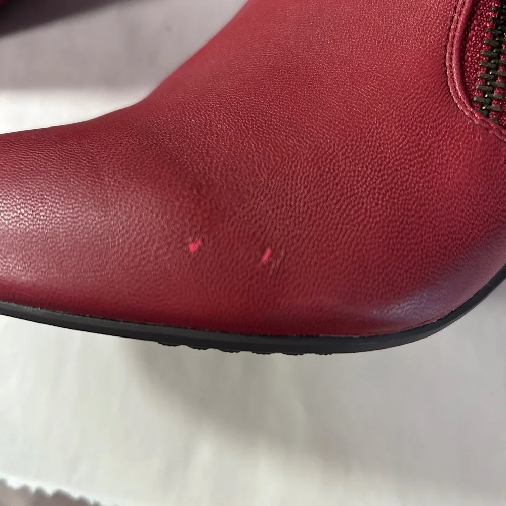 Rialto Sandra Red Faux‎ Leather Ankle Booties Shooties Size 9.5M Zip Block Heel